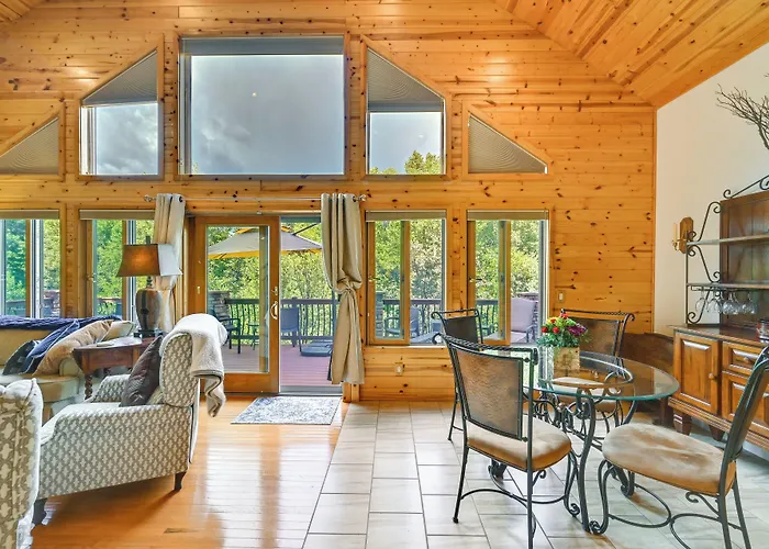 Log In W/ Deck, Mtn & Creek Views *